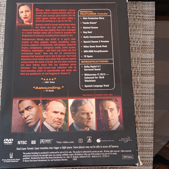 Alias,Season 1 and Season 2. 6 disc set NWT - Picture 5 of 15